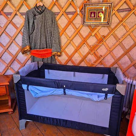 Yourte Mongole Traditionnelle Saint-Pé-de-Bigorre